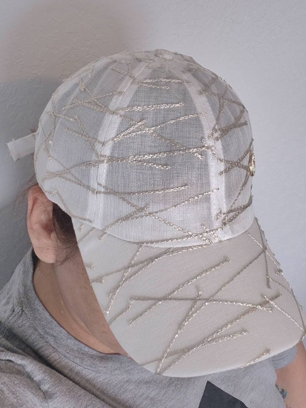 White Embroidered Cap - Picture 2 of 5